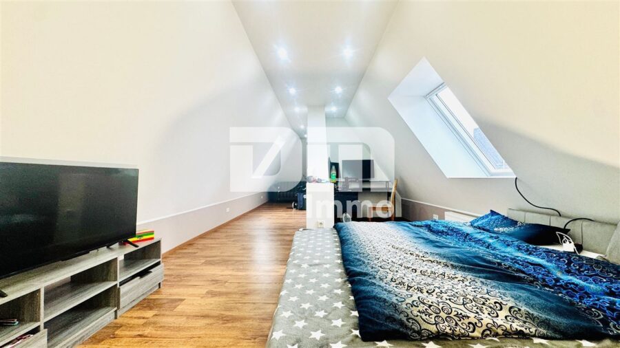 Wohn Gewerbe Ensemble mit 6 neuwertigen Apartments + Restaurant in Traumlage - DG Maisonette 6 Dachstudio